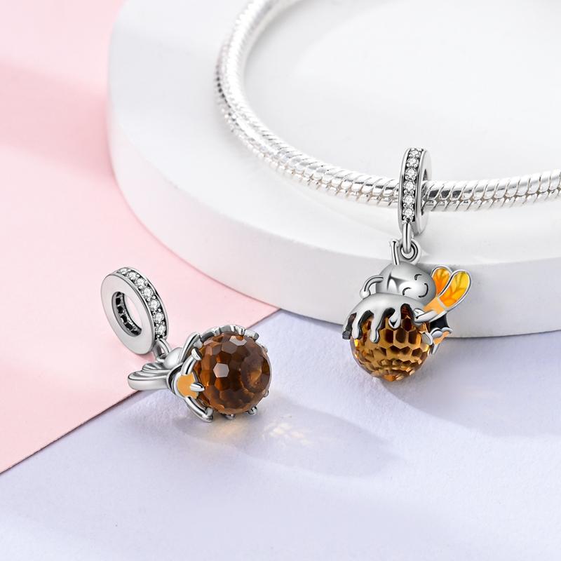 Charm Copper Cute Bee Honey Theme Collection Pendant For 3Mm Original Bracelet Necklace Women Luxury Diy Fine Jewelry Gift