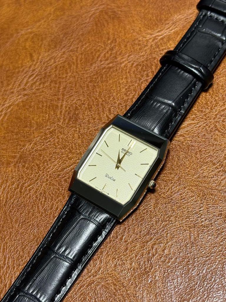 [USED] A105 Rare Working Seiko Dolce Square Watch from the 1980s