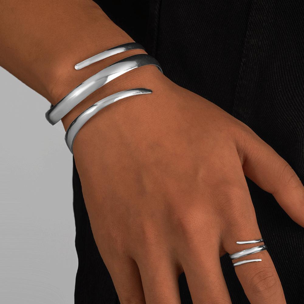 2Pcs/Set Elegant Hollow Snake Armlet Minimalist Geometric Ring Multi-layer Jewelry Set  Parties