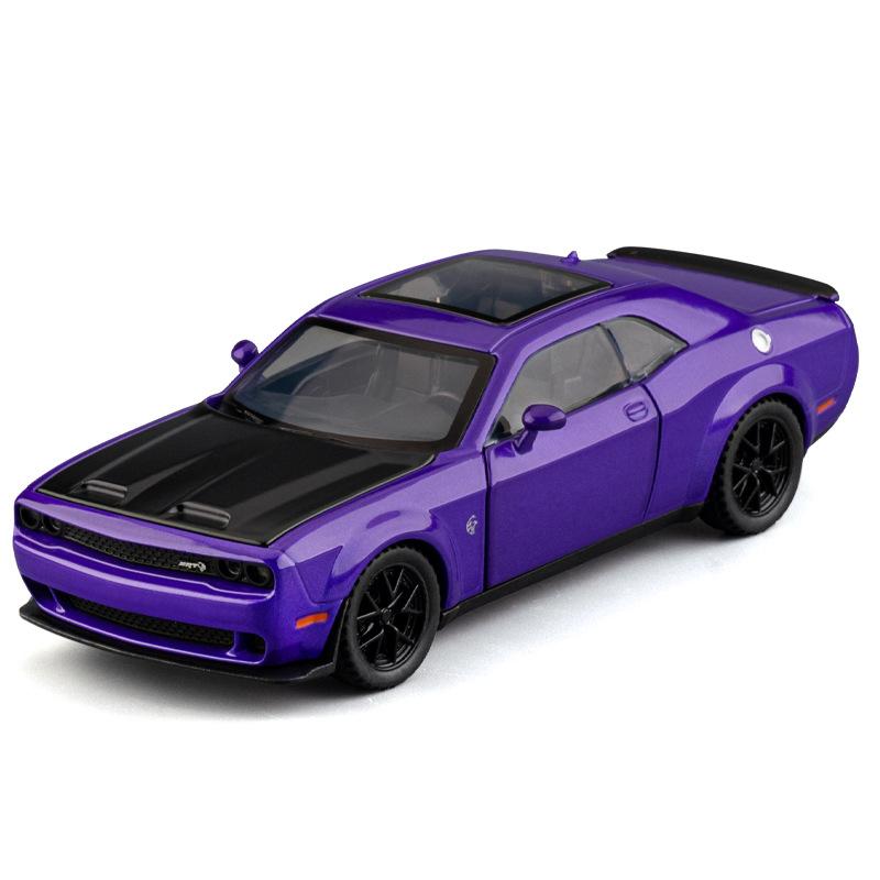 1/32 Модель автомобиля Dodge Challenger SRT Литая модель из сплава Симуляция Hellcat Мускул Спортивный автомобиль Модель Машинка для мальчика Праздничный подарок на день рождения