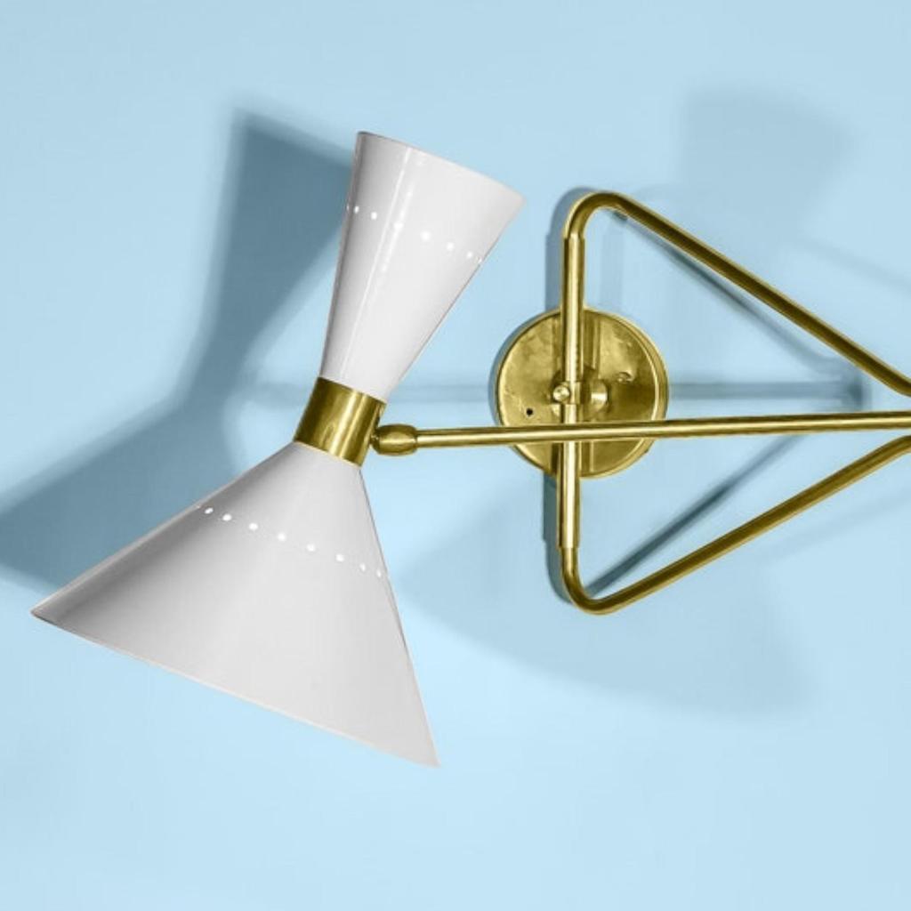 Настенный светильник середины 1950-х годов, итальянская современная регулируемая настенная лампа Diabolos (Одинарный, шнур с выключателем в наличии)