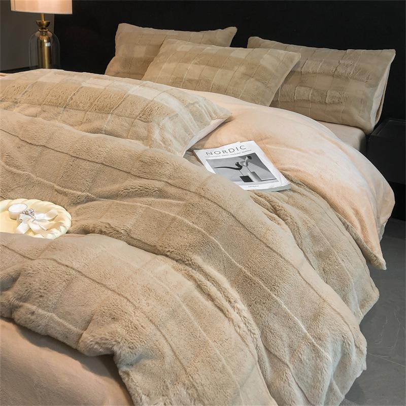 Solid Color Rabbit Fleece Four-Piece Set, Thickened Milk Fleece Bed Sheet Quilt Cover, Three-Piece Bed Set, Fleece Quilt Cover