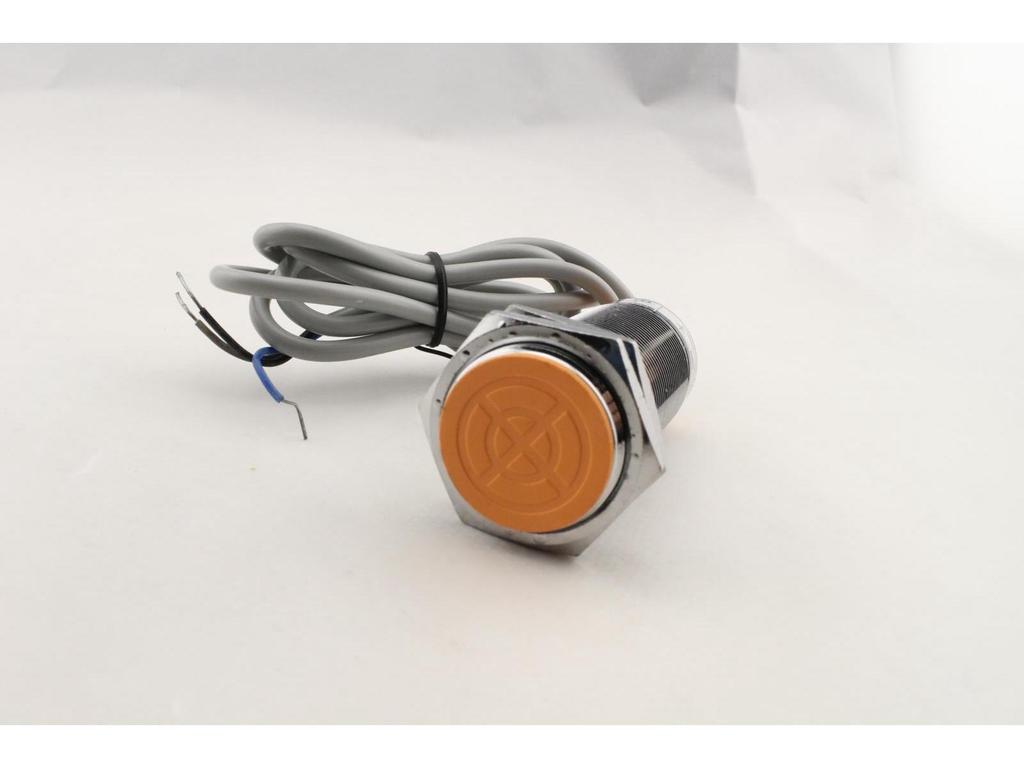 Inductive Proximity Sensor LJ30A3-10-Z/CXCYJ/EDZ: 3-Wire, 220V, 1 Normally Open, 1 Normally Closed