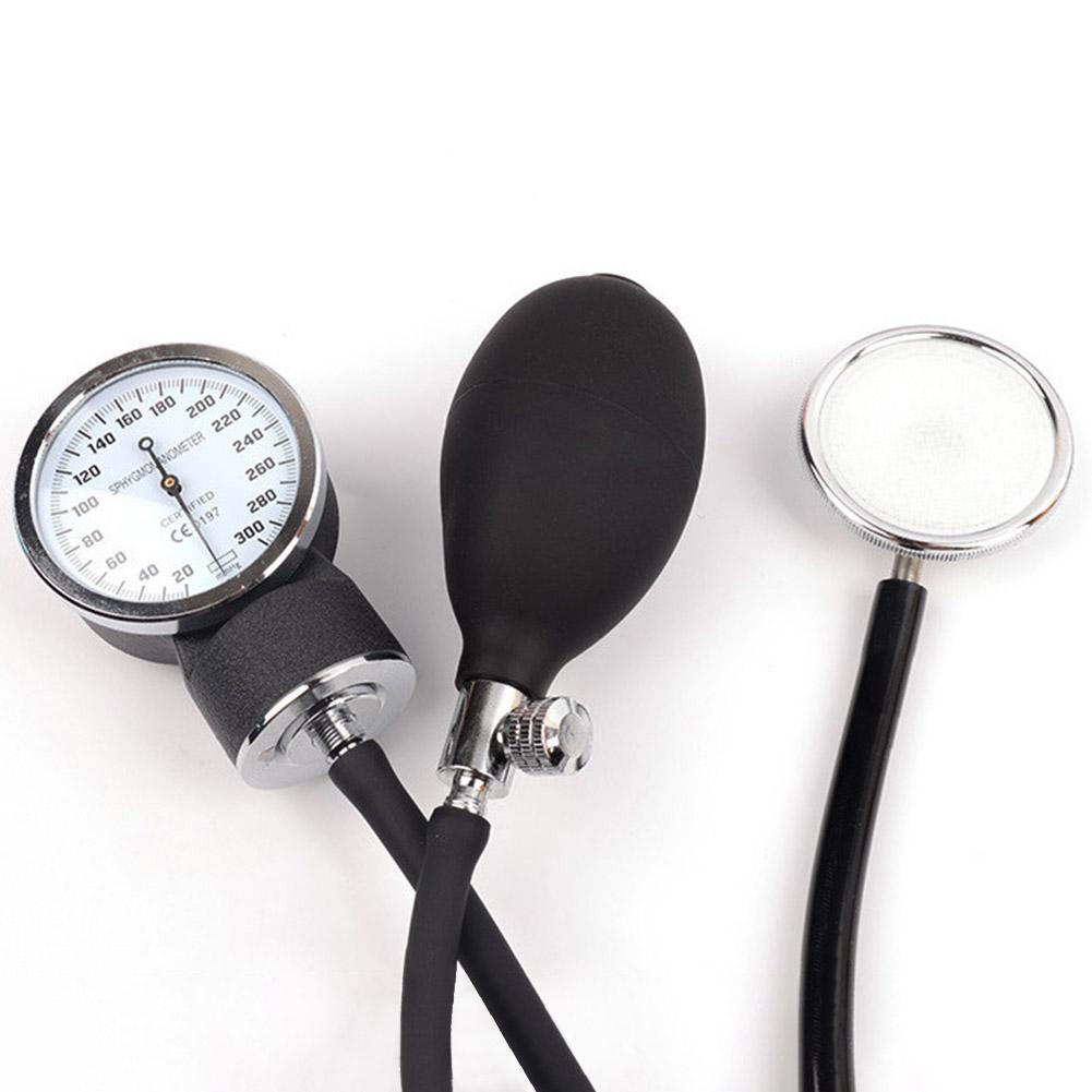 Набор анероидного сфигмоманометра и стетоскопа с двойной головкой, манжетой для измерения артериального давления взрослого размера, калибровочным ключом и футляром для переноски