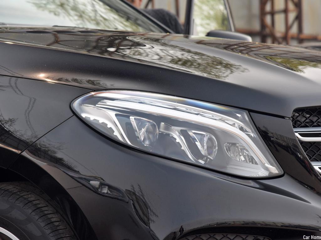 Корпус фары Mercedes-Benz GLE для моделей 2015-2019 годов: GLE300, GLE400, GLE450 - Черный задний кожух