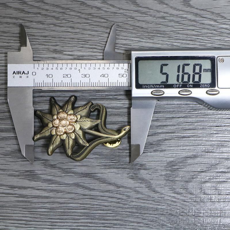 Snow Flower Accessories Medals And Badges Beautiful Design Collectible Items Perfect For Gifts Awards And Decoration