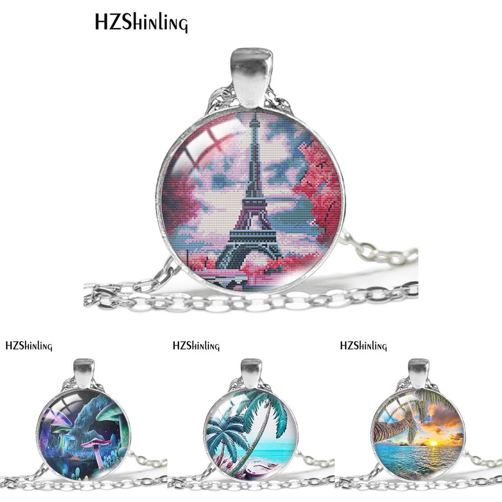 Красивое посеребренное ожерелье с художественной подвеской в виде парижской Эйфелевой башни и на морскую тематику