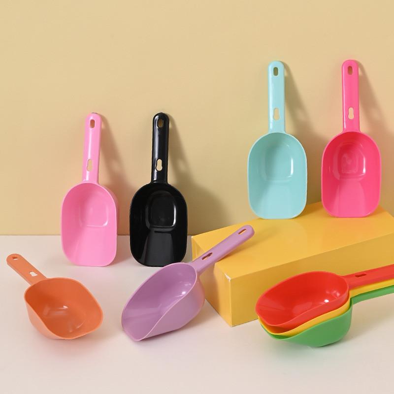 New Arrival Pet Food Scoop Durable Plastic Scoop For Feeding Pets