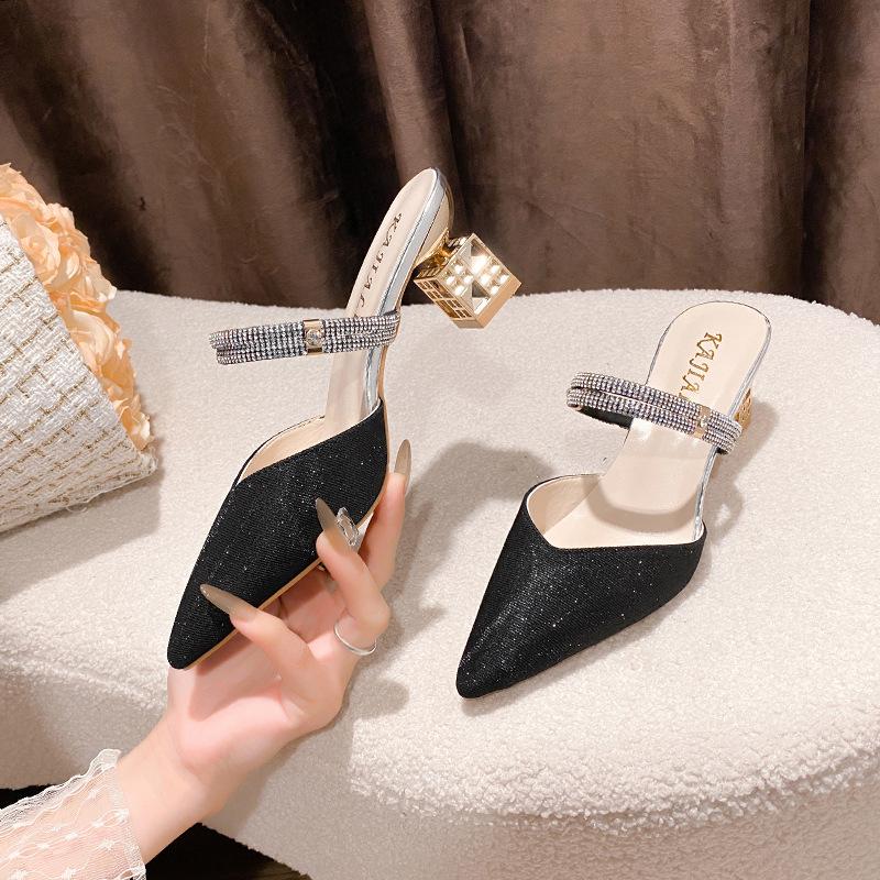 Босоножки Baotou со стразами, женские, лето 2024, новые, толстые, острые, высокие каблуки, классные тапочки, носите две пары обуви