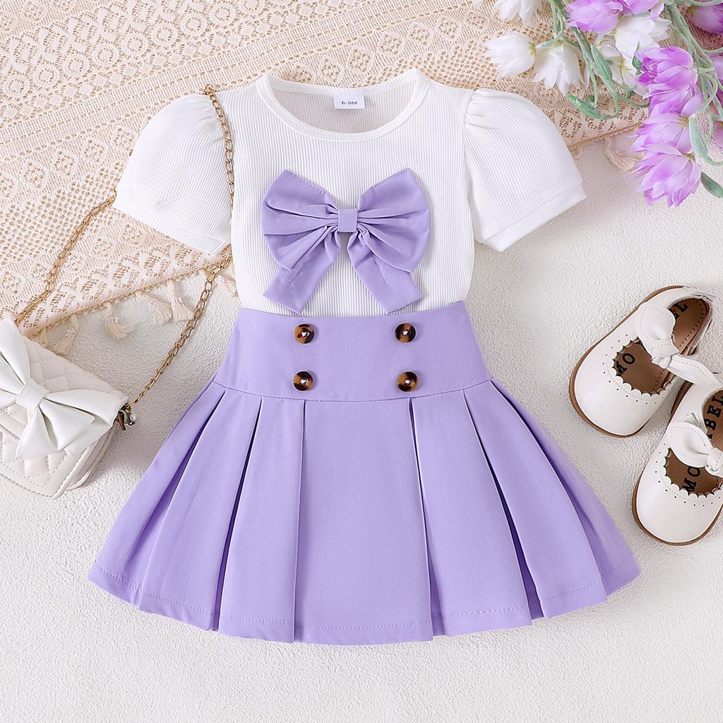 Модный и милый комплект для девочек 2025 года, летний детский комплект с короткими рукавами, бантом, пышными рукавами и плиссированной юбкой с высокой талией
