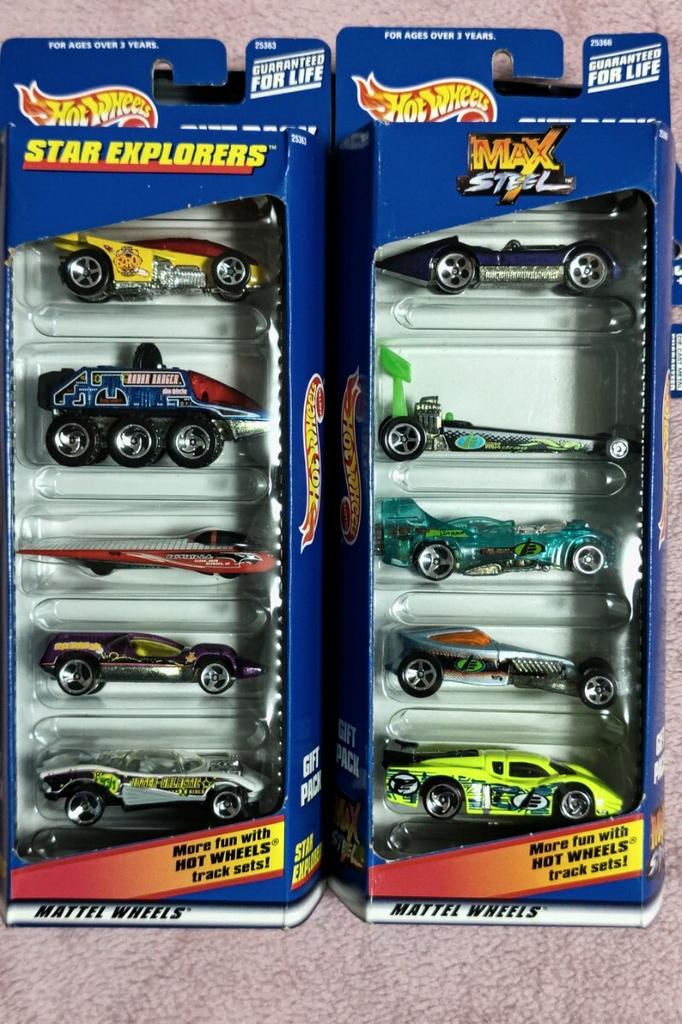 Hot Wheels Подарочный набор из 5 коробок с машинами - (6 всего)
