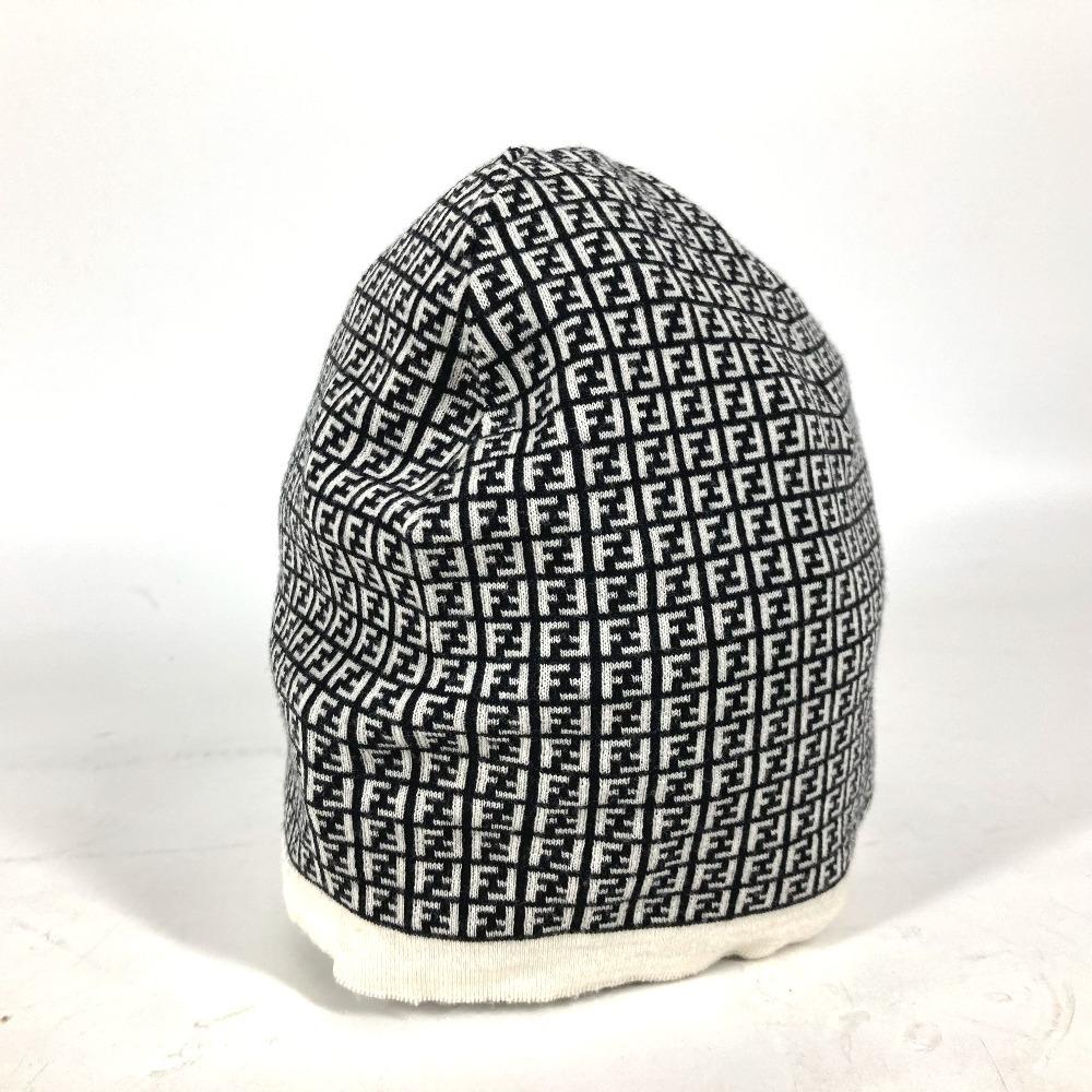 FENDI FXQ056 Zucca logo beanie hat knit hat knit cap Knit hat wool Black/White