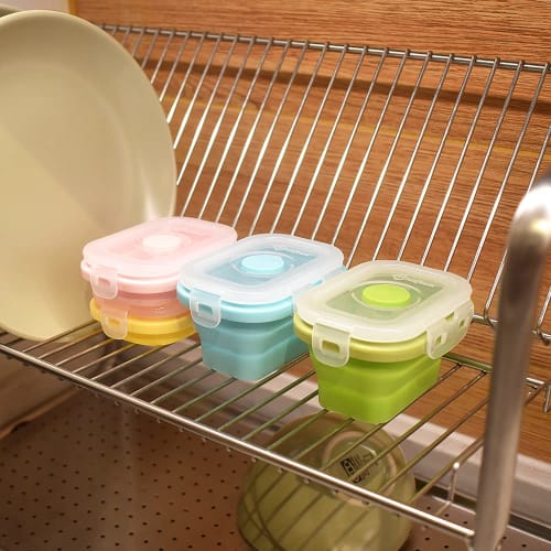 Cozihom Collapsible Silicone Food Storage Containers, Portion Control Containers with Clip-on Lids, Stackable, Space-Saving, Microwave, Refrigerator,