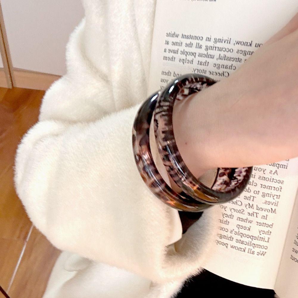 Круглые браслеты из смолы, гладкие женские кольца на руку, модные браслеты с леопардовым принтом для женщин