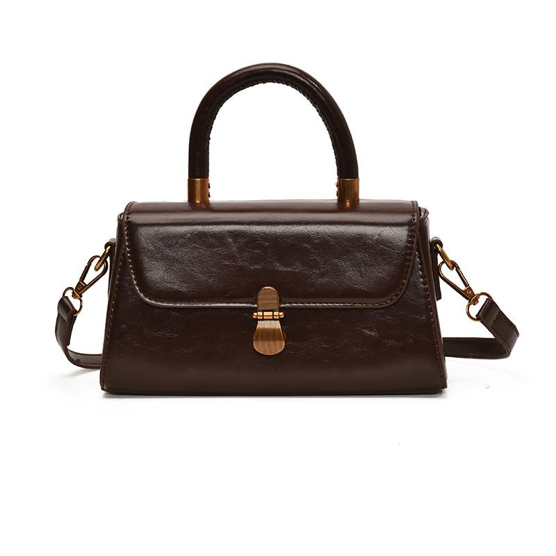 Chic Vintage Small Shoulder Bag For Women With Trendy Urban Minimalist Style And Durable Material