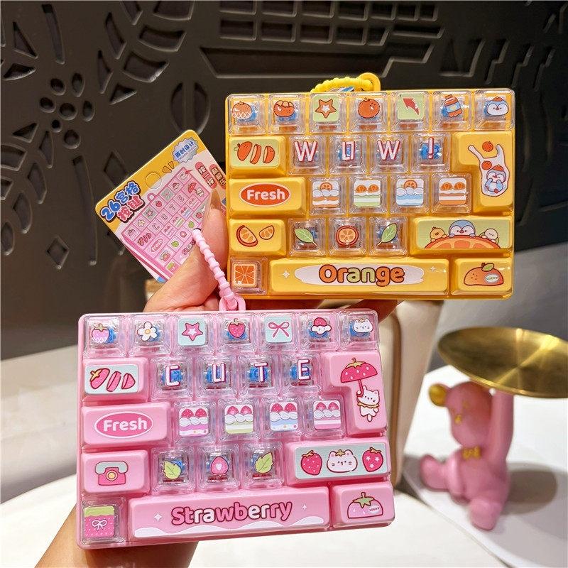 Cartoon Pet Kitty Keyboard Keychain 26-Key Mechanical Keyboard Clicker Decompression Fidget Stress Relief Bag Charm Pendent Gift