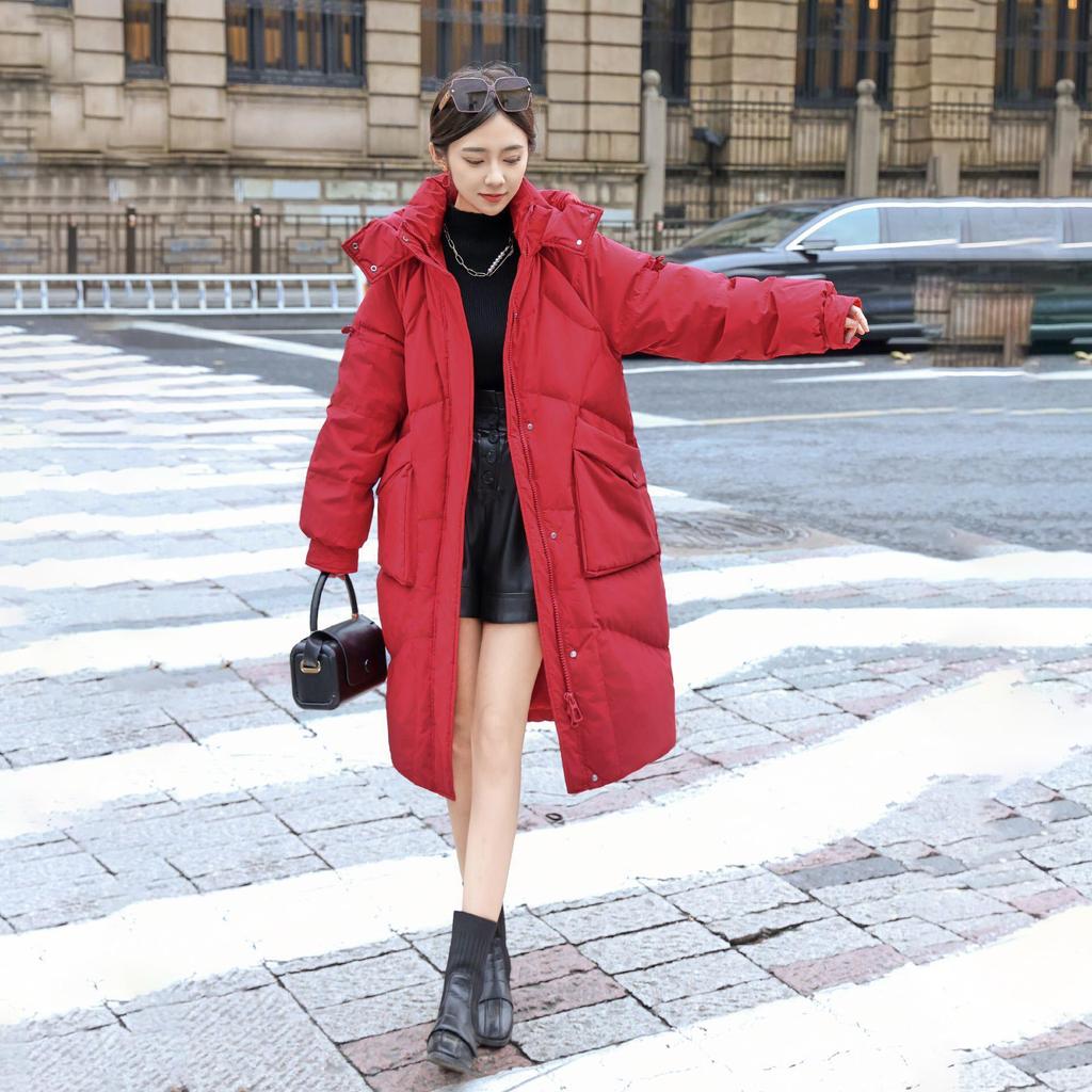 Женская зимняя осенняя куртка-пуховик с капюшоном из белого утиного пуха, свободное длинное однотонное пальто с большим карманом, съемная шапка, пуховое пальто