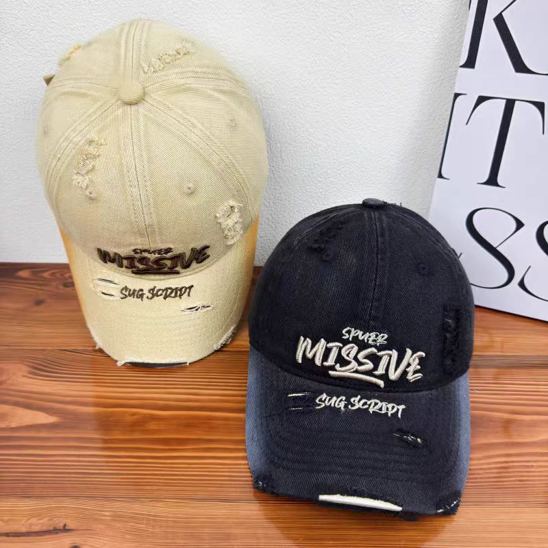 Hole letter embroidery baseball cap women's spring, summer and autumn versatile sunshade sunscreen hat showing face small peaked cap man