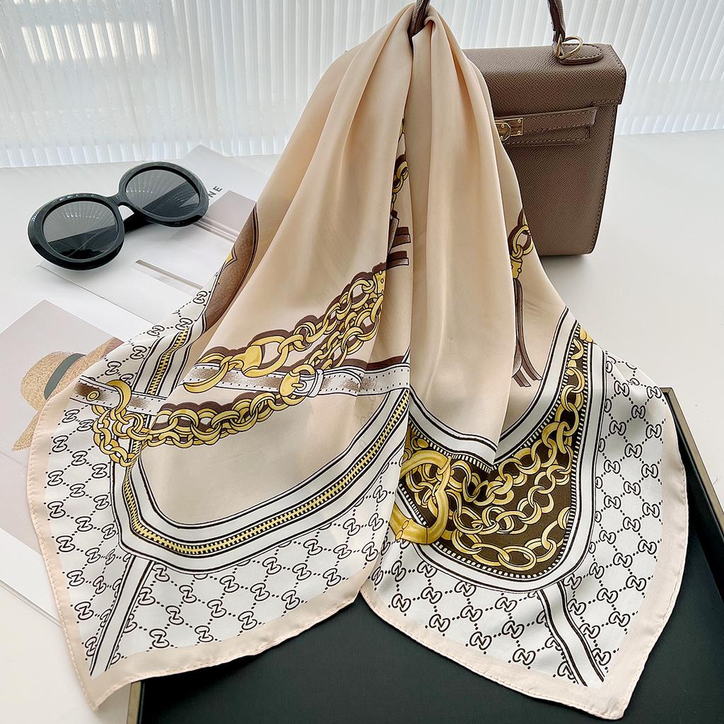 New Minimalist Small Square Scarf Women'S Scarf Professional Small Scarf Autumn And Winter Warm Shawl Scarf Temperament Headband