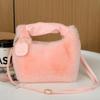 1 шт. Модная плюшевая сумка-мессенджер из искусственного меха Женская сумка Осенняя и зимняя Ретро Сумка Ручная сумка Плюшевая сумка для вечеринки