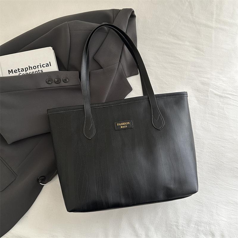 Large-capacity Bag Women's 2025 New Leisure Work Shoulder Bag High-texture College Student Class Commuting Tote Bag