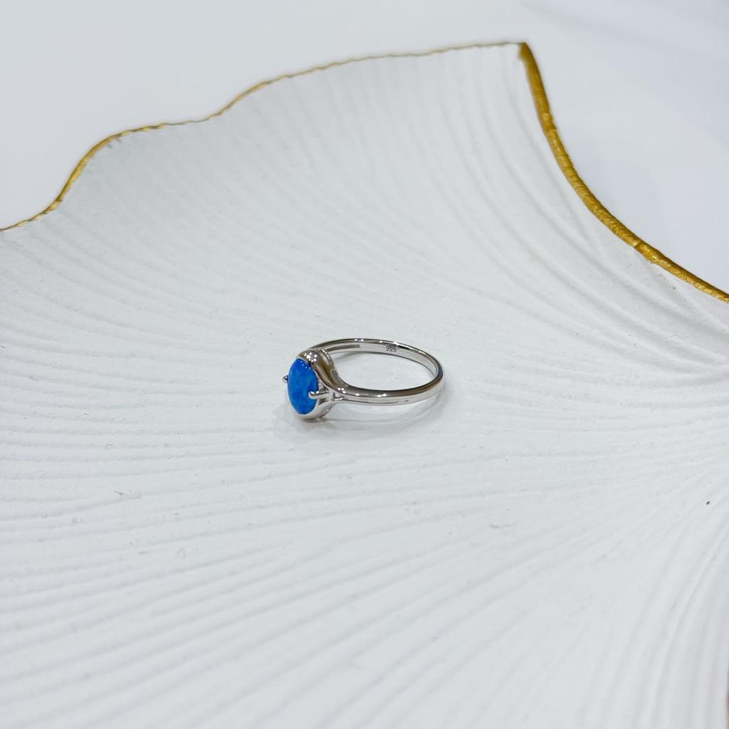 Серебряное кольцо с опалом 0.467ct, вес изделия 2,34 гр (2170143)