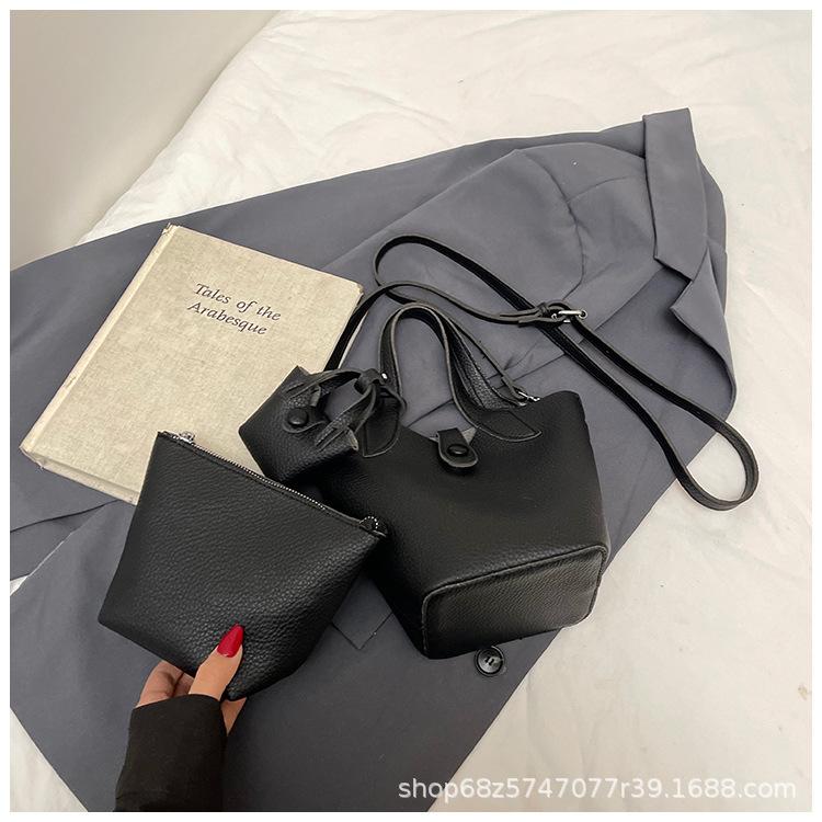 This Year's Popular Hand-held Vegetable Basket Bag Women's 2025 Spring New Fashionable Shoulder Bag Simple Casual Bucket Bag