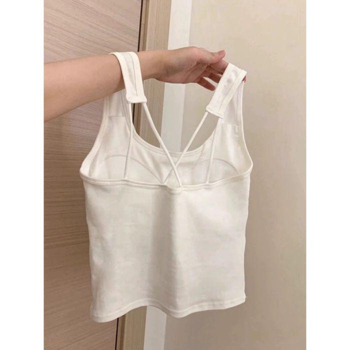 Женская утягивающая майка без рукавов с нагрудными вкладышами – новый стиль 2025 года, универсальный базовый топ.