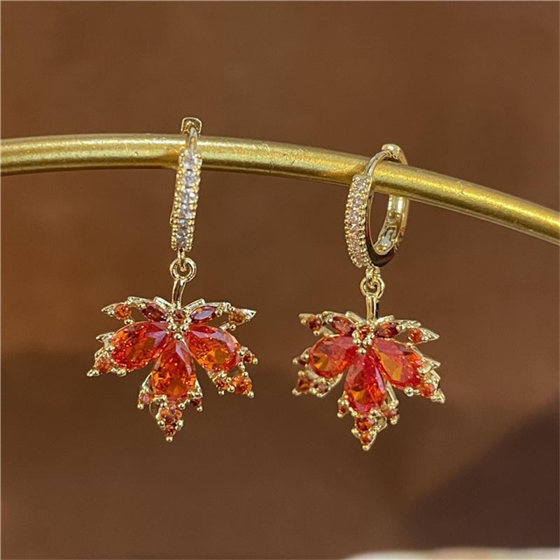 Vintage Cubic Zirconia Red Maple Leaf Earrings for Women Temperament Wedding Earrings Party Jewelry Gift