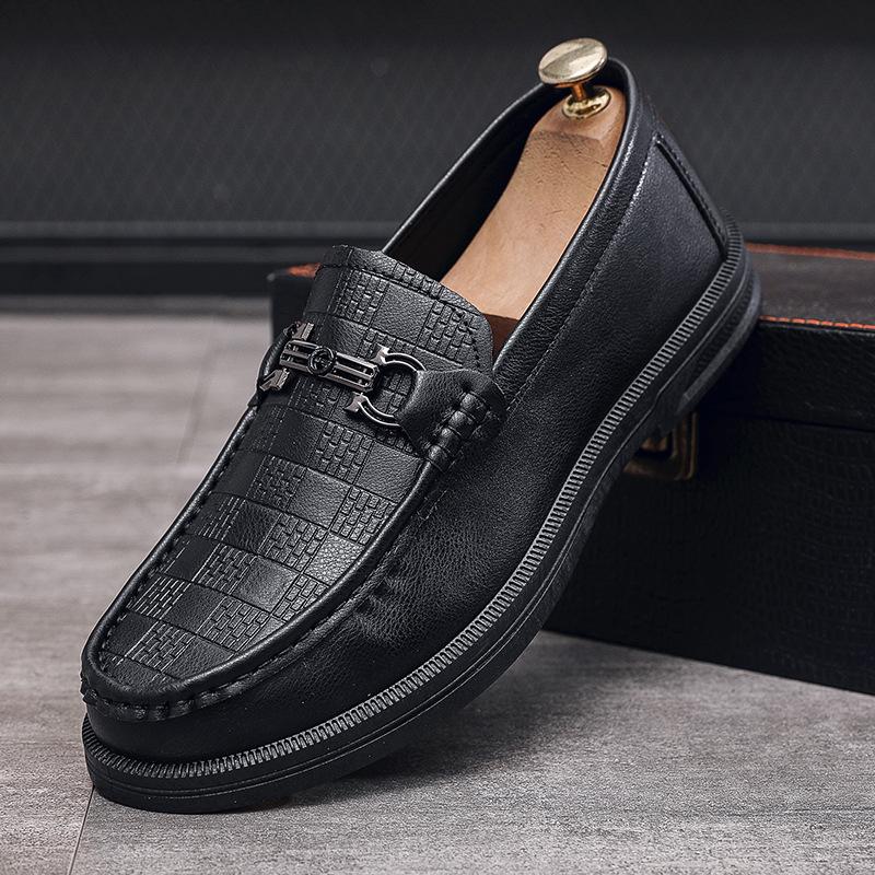 Мужская обувь 2025 года, новый весенний тренд, однопедальная ленивая британская обувь для повседневной носки из кожи, нескользящая мужская обувь