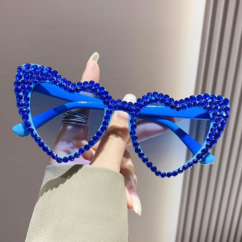 Retro Large Frame Diamond Set Sunglasses Peach Heart Love Sunglasses Women's Metal Hinge Personality Glasses