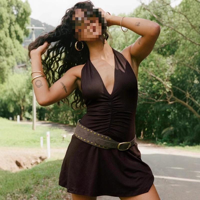 European and American Summer Solid Color V-neck Pleated Hanging Neck Fashionable Slim Fit Backless Dress