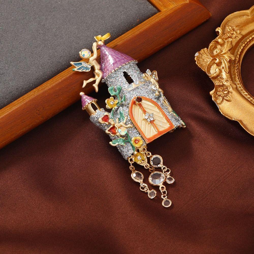 Retro Dreamy Fairy Tale Castle Brooch Elegant Suit Collar Pin Unique Enamel Brooches Daily