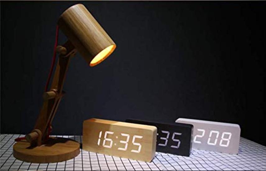 Настольные часы с цифровым календарем, дисплеем температуры, функцией будильника, настольные часы для интерьера, простые, с текстурой дерева, многофункциональные, с питанием от USB, с настоящим деревом 1