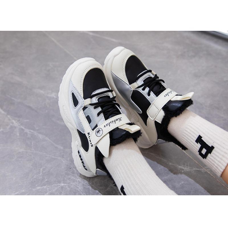 Спортивная обувь для девочек, новые зимние кроссовки с шерстяной подкладкой, для мальчиков начальной школы, хлопковая обувь для девочек, водонепроницаемая