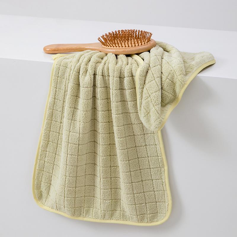 2-Piece Soft Absorbent Coral Fleece Bath Towel Set for Adults - Thickened & Quick-Drying