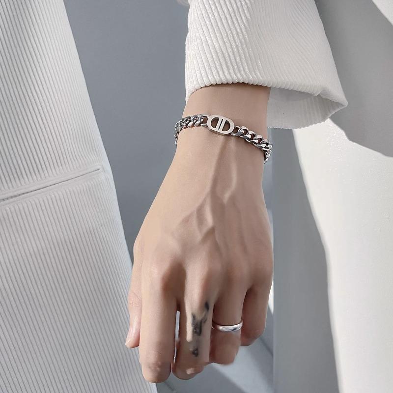 Bracelet Men's Titanium Steel Does Not Fade, High-end Sense Versatile Hip-hop Jewelry Women's Simple Personality Retro Accessories