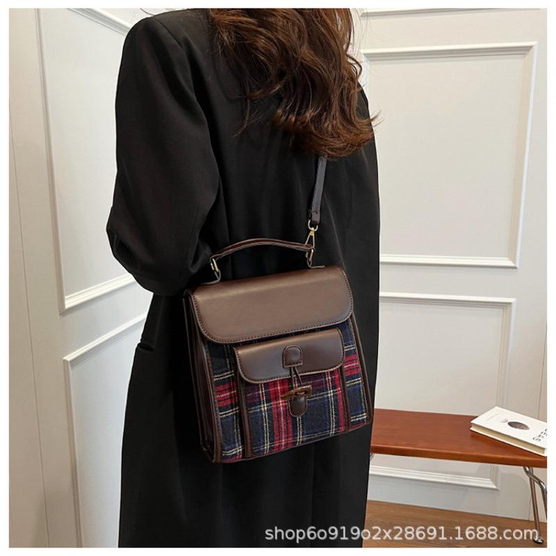 Французский нишевый рюкзак высокого класса в ретро-стиле с контрастными цветами, женский модный дорожный рюкзак через плечо, портативная многофункциональная сумка