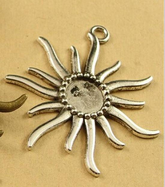 A1348 Antique Blue Vintage Base Tray for DIY Jewelry, 12MM, 30 Pack (6.8g Total)