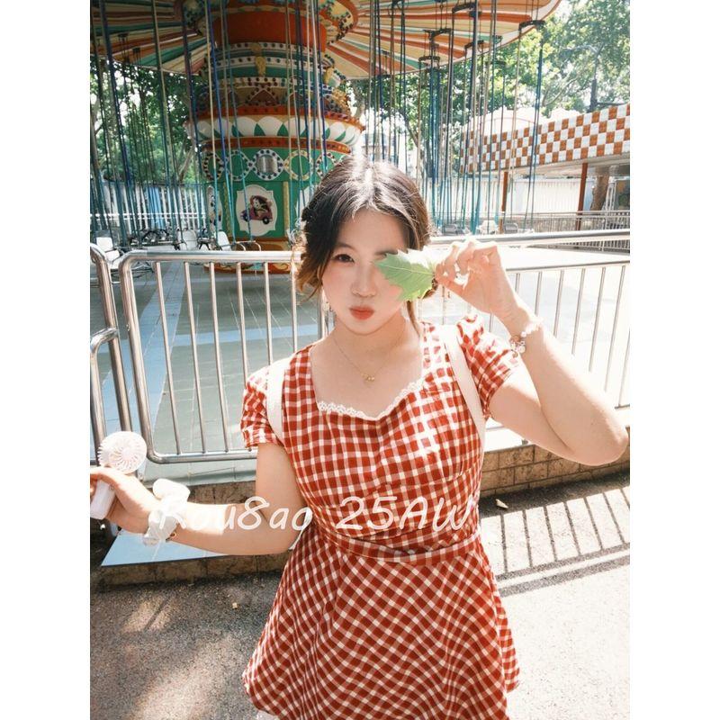 Rou8Ao Plus-Size Women's French-Style Square-Neck Plaid Dress, Summer 2026, Waist-Cinching, Slimming A-Line Dress