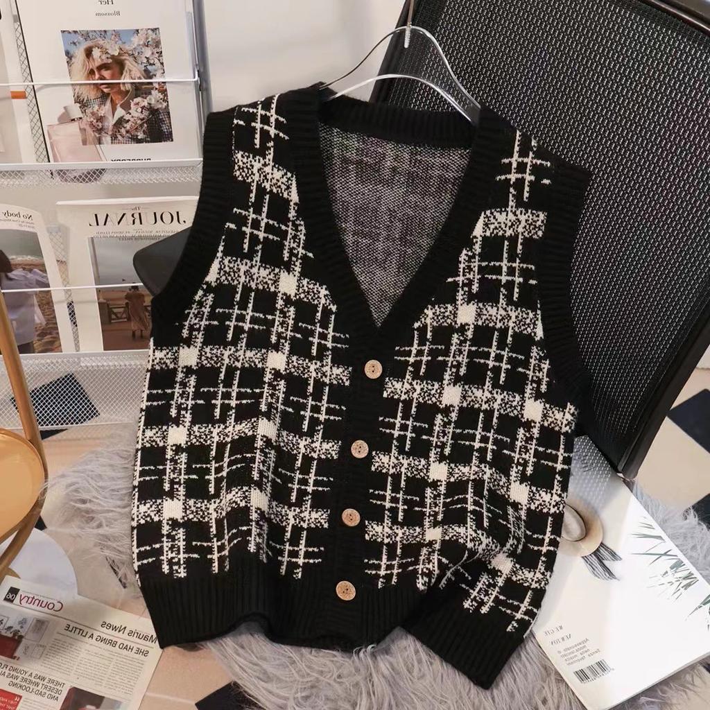 Early Spring French Short Knitted Vest Cardigan with Versatile Temperament for Women