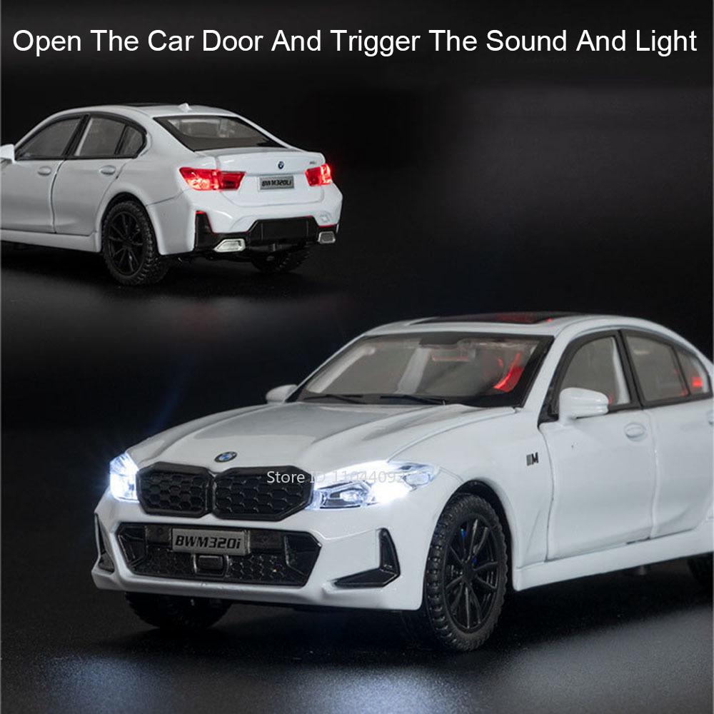 Scale 1:32 320i XM Car Model Toy Pull Back Sound Light Doors Opened High Simulation Miniature Models Educational Toys Gifts