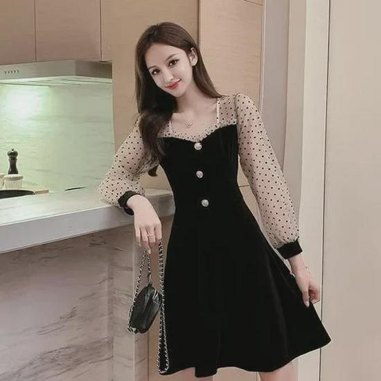 "2023 Spring/Autumn Plus Size Polka Dot Mesh Waist Velvet Black Dress"