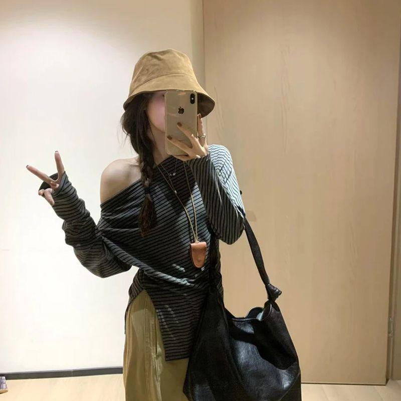 2025 Шикарный полосатый топ с открытыми плечами и длинными рукавами, облегающий женскую фигуру, для весны/лета