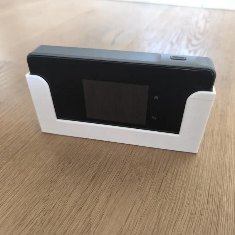 Mobile Router Wall Mount Bracket For TP Link M8550 5G With USB C Power Antenna Reserved Port Integrated Fixed Stand Home Storage