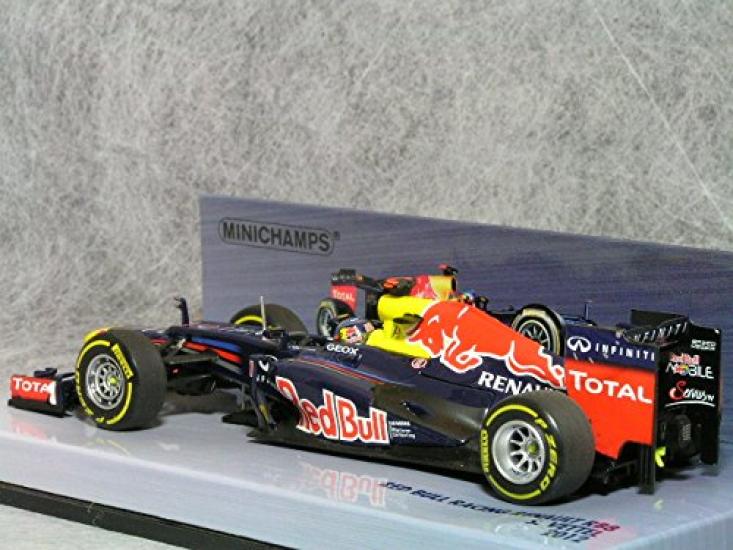 Minichamps Red Bull Renault 2012 RB8 Себастьян Феттель 1/43