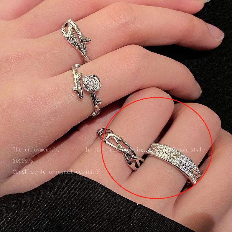 Korean Style Open Index Finger Rings - Thorn Rose Vine Design for Couples and Students
