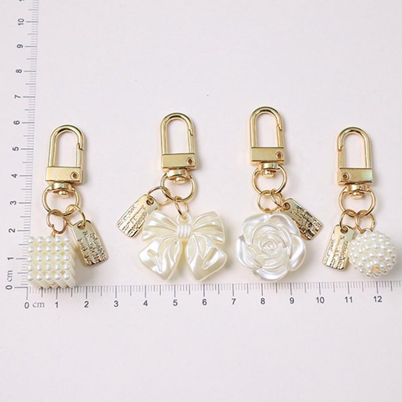 Vintage Pearl Keychain Flower Bowknot Pendant Keyring Handbag Decoration Jewelry