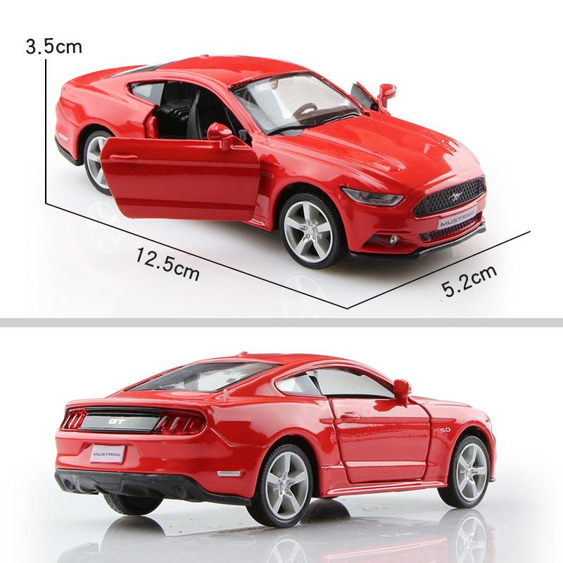 Ford Mustang GT 2015 Симуляция суперкара Литые и игрушечные транспортные средства Инерционный механизм и открывающиеся двери RMZ city 1:36 Коллекционная модель автомобиля из сплава