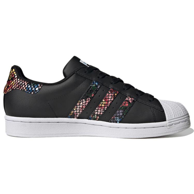 adidas Женские кроссовки Superstar с принтом 'Цветочная змеиная кожа' FW3693